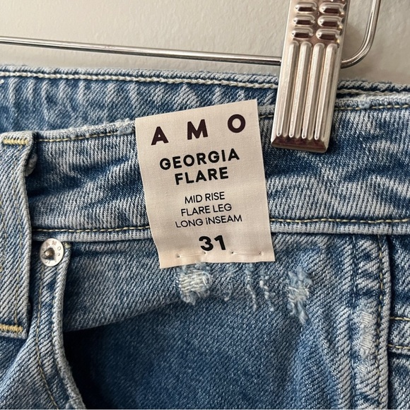 AMO Georgia High-Rise Flare Jeans in Medium Blue Size 31 NWT - Picture 7 of 10